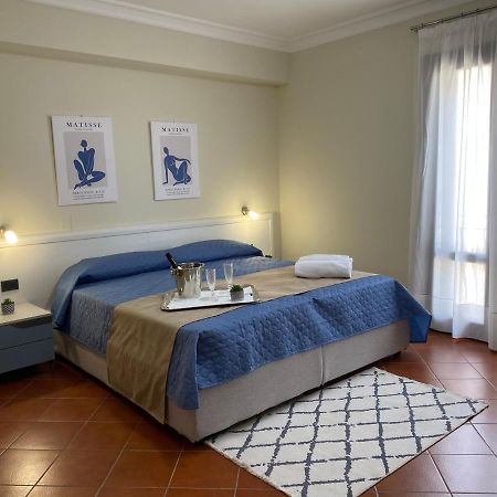 Scala Dei Turchi Palace Suites Реалмонте Екстериор снимка