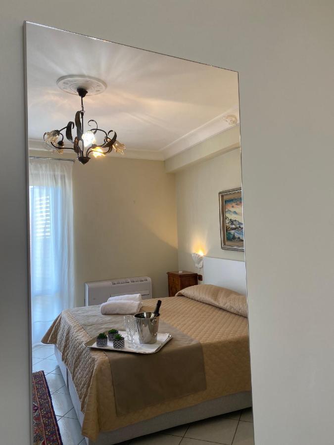 Scala Dei Turchi Palace Suites Реалмонте Екстериор снимка